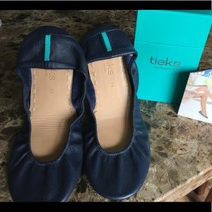 Navy Blue size 11 Tieks